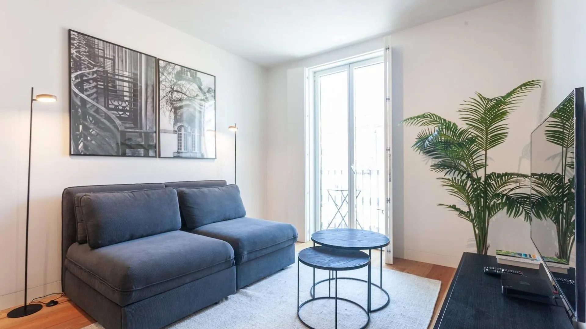 My Lx Flat Graca Lighting Design Apartment Lisbona