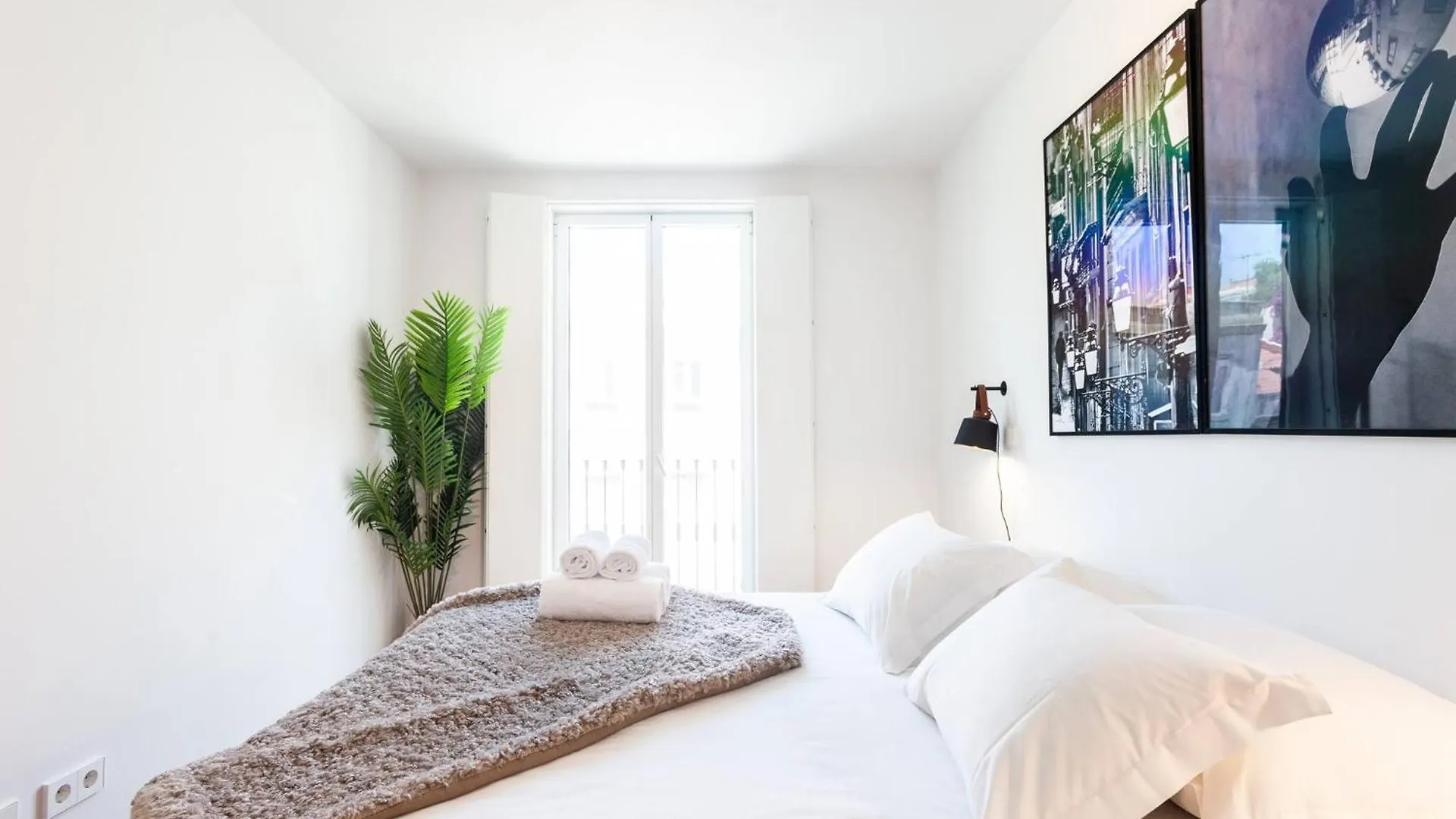 My Lx Flat Graca Lighting Design Apartment Lisbona Portogallo